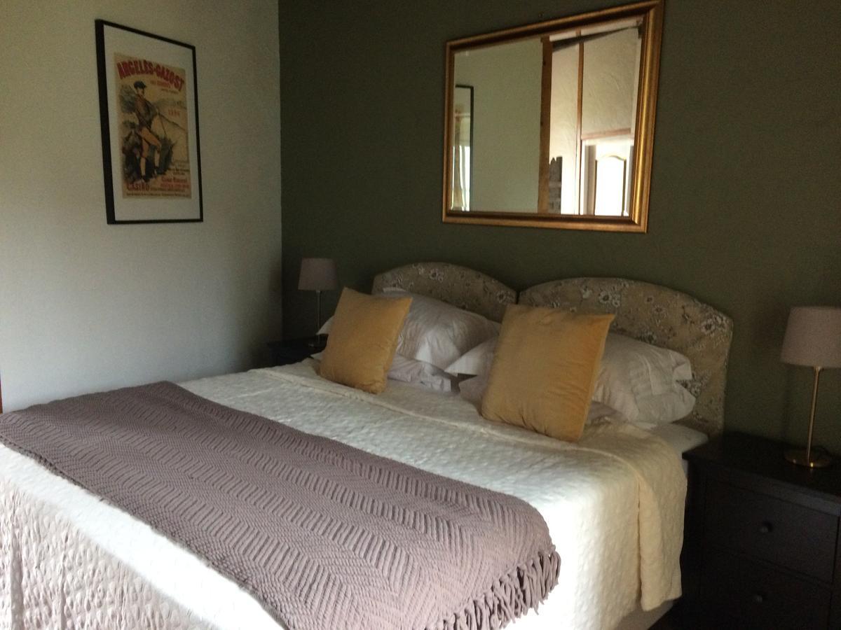 Les Hauts Paturages Bed & Breakfast Ossun-ez-Angles ภายนอก รูปภาพ