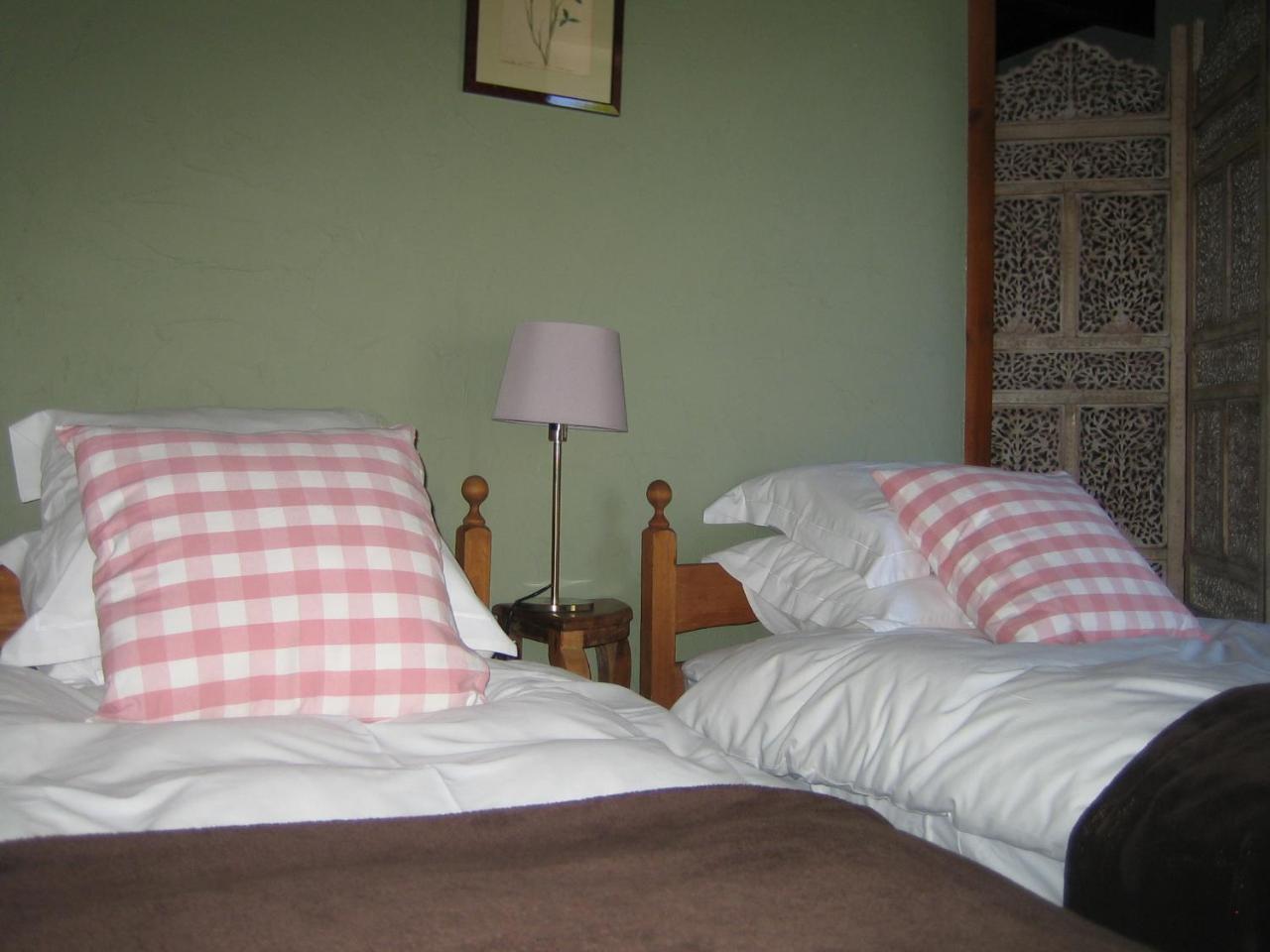 Les Hauts Paturages Bed & Breakfast Ossun-ez-Angles ภายนอก รูปภาพ
