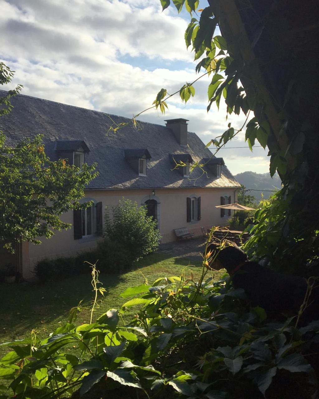 Les Hauts Paturages Bed & Breakfast Ossun-ez-Angles ภายนอก รูปภาพ